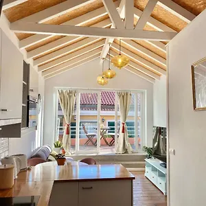  Apartment Janelas Verdes - Peaceful Views Portugal